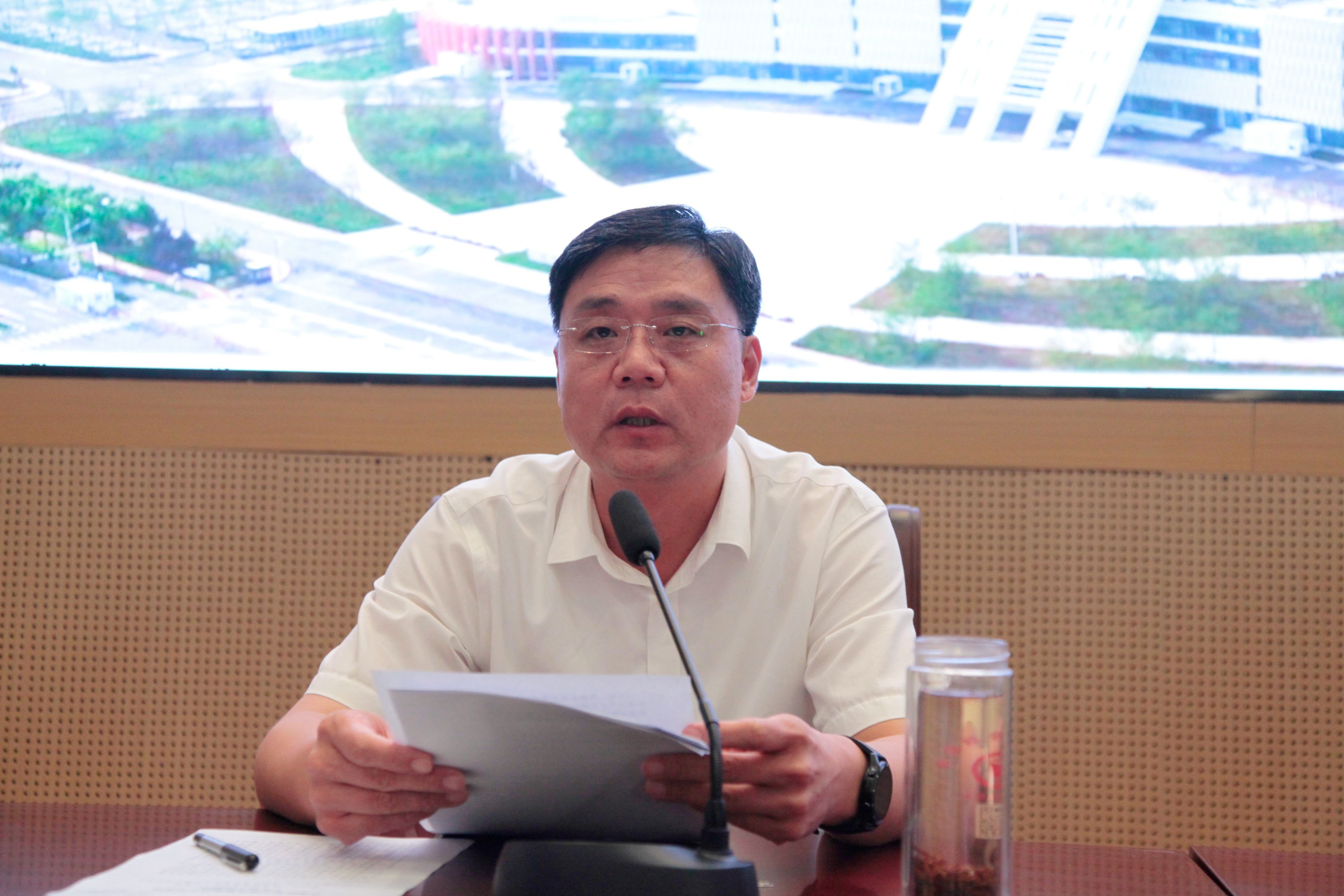1黨委書記肖春祥講廉政課_副本.jpg 1黨委書記肖春祥講廉政課_副本.jpg